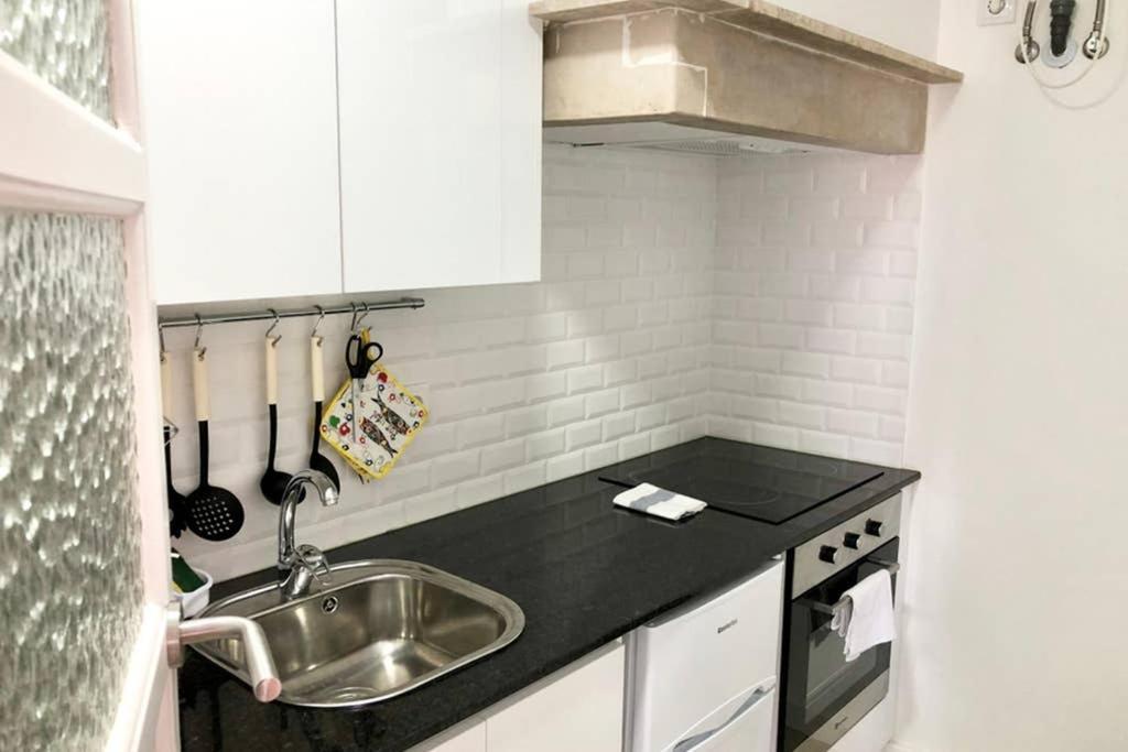 32 3 - Lisbon City Life Private Apartment, Bairro Alto Екстериор снимка