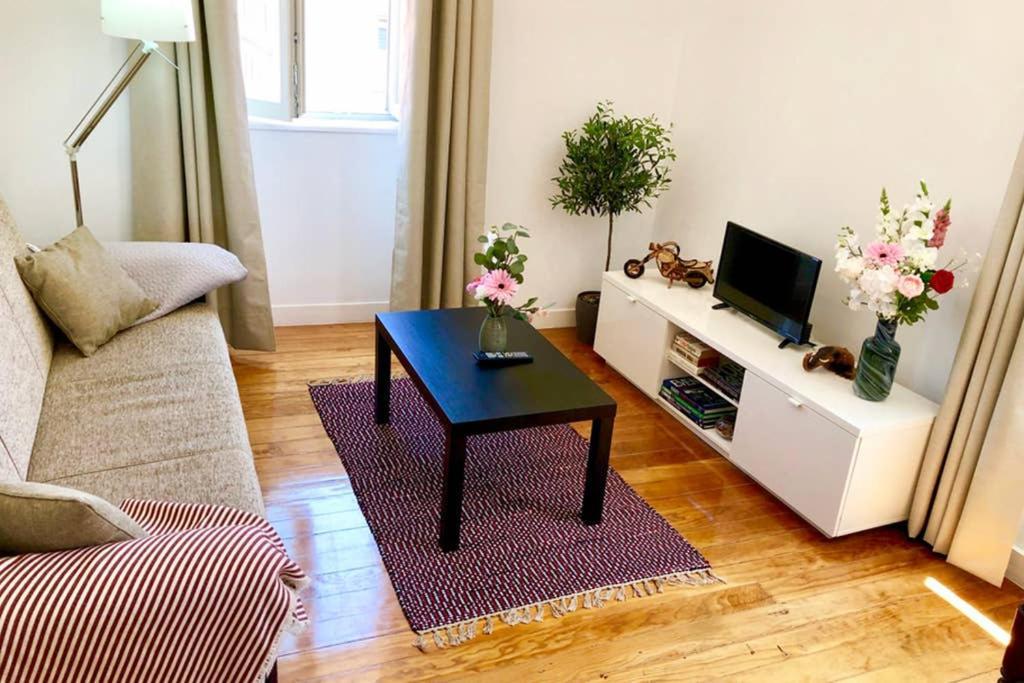 32 3 - Lisbon City Life Private Apartment, Bairro Alto Екстериор снимка
